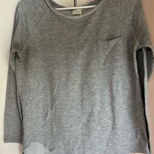 Tresics small womens sleeve top